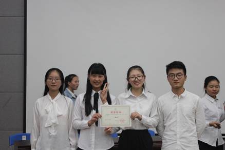 说明: C:\Users\admin\Desktop\beat365手机版官网入口第十五届“新生杯”辩论赛总决赛圆满结束\IMG_9364.JPG